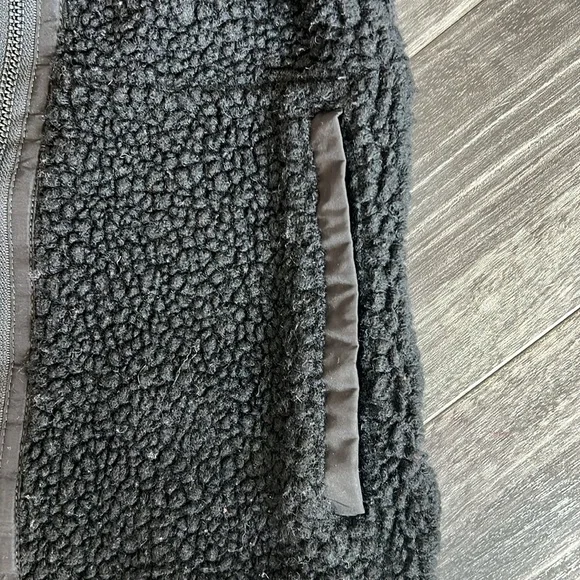 Canada Goose Fleece Hooded Jacket - Picture 4 of 12